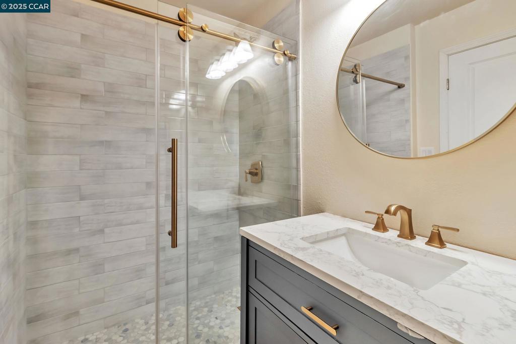 RICHMOND HEIGHTS - Residential
