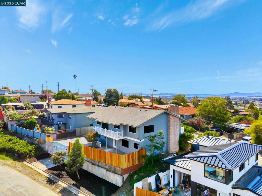 RICHMOND HEIGHTS - Residential