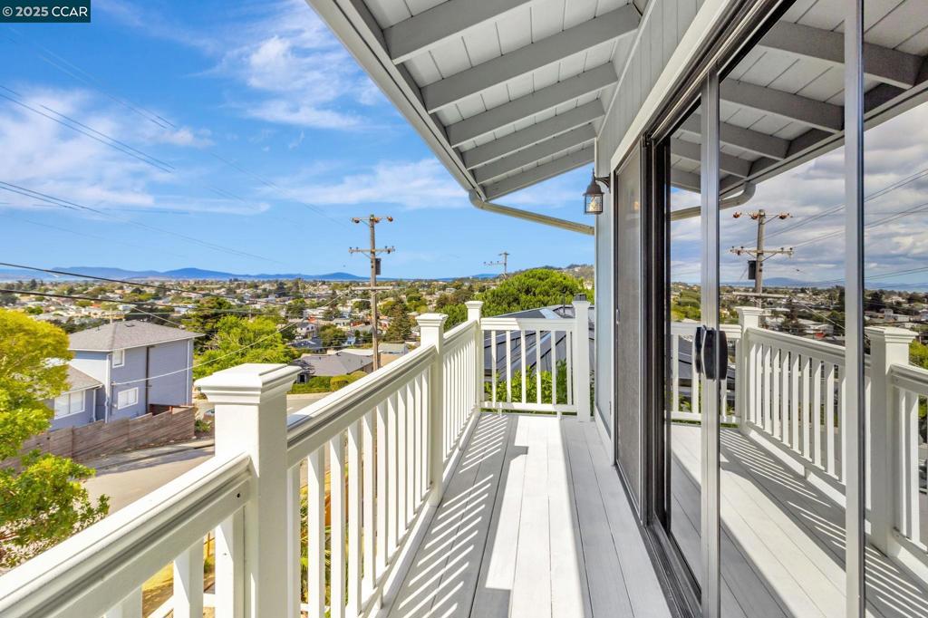 RICHMOND HEIGHTS - Residential