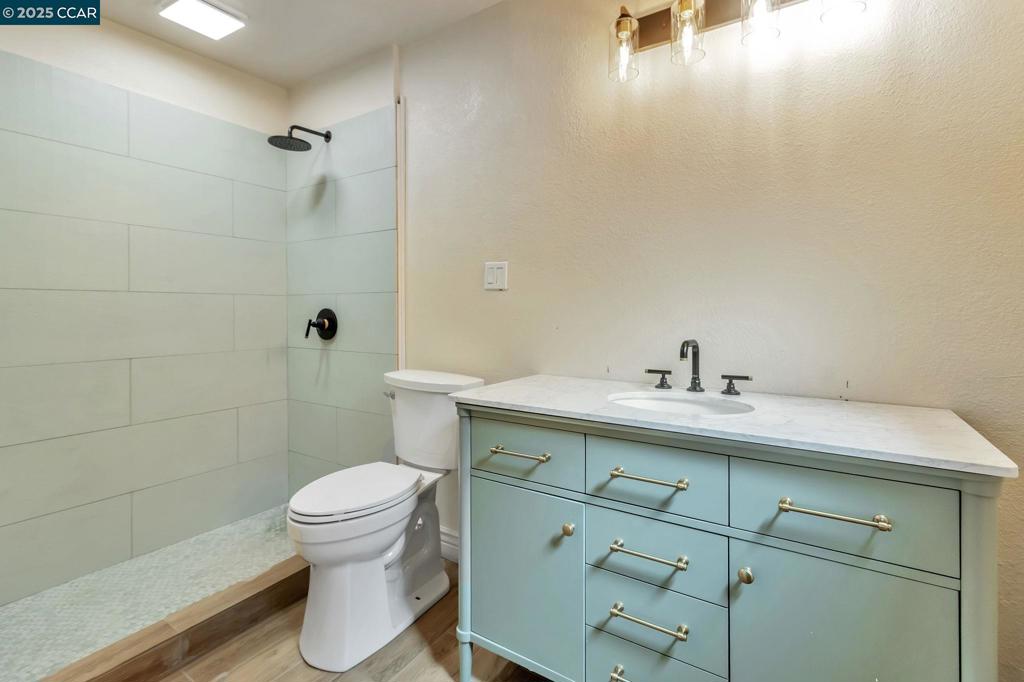 RICHMOND HEIGHTS - Residential