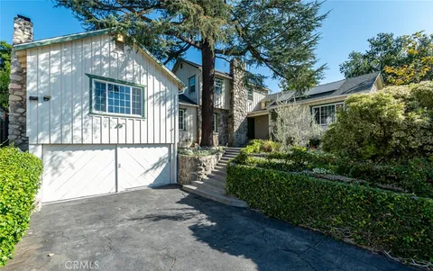 3135 Los Olivos, La Crescenta, CA 91214 - MLS#: GD25258377