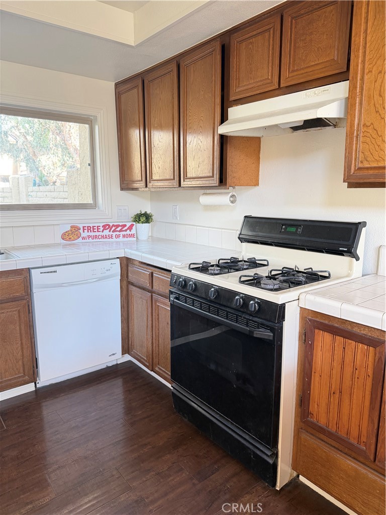 2618 N Tustin D/34