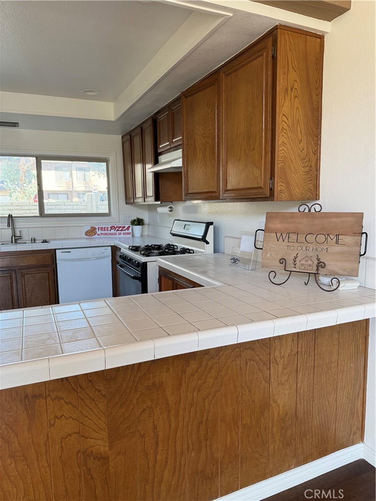 2618 N Tustin D/34