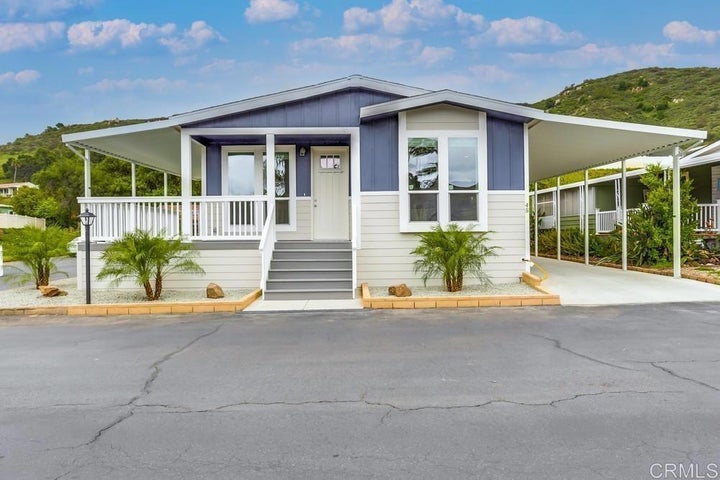 Photo 1 of 29 — 4650 Dulin Road SPC 45, Fallbrook, CA 92028