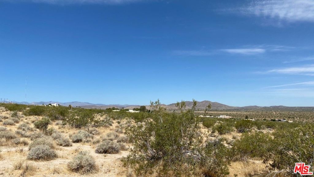 6800 Mojave Ranch Road