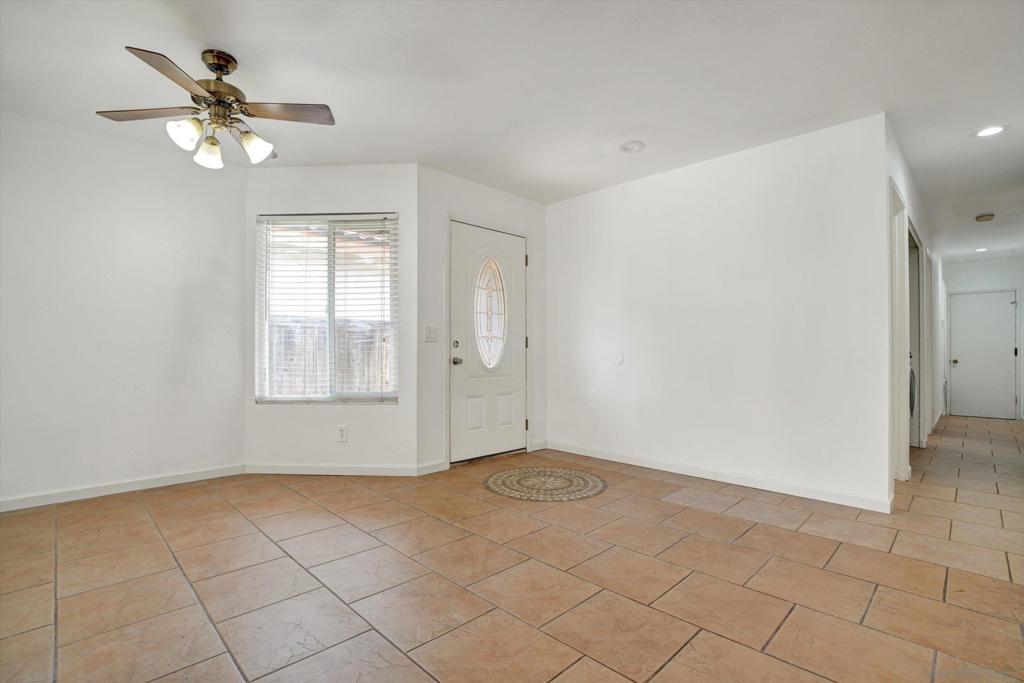 1350 Dos Hermanos Gln