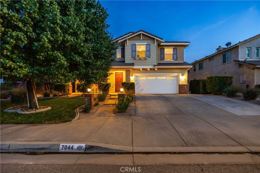7044 Lyric Avenue