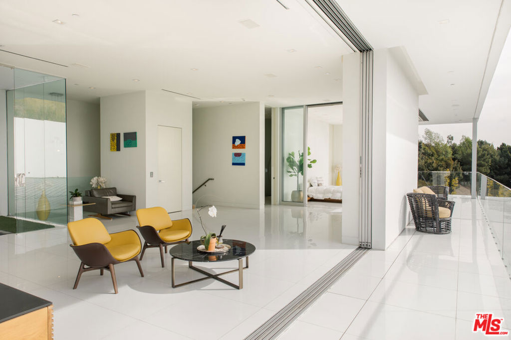 Properties 2 7080 Mulholland Drive