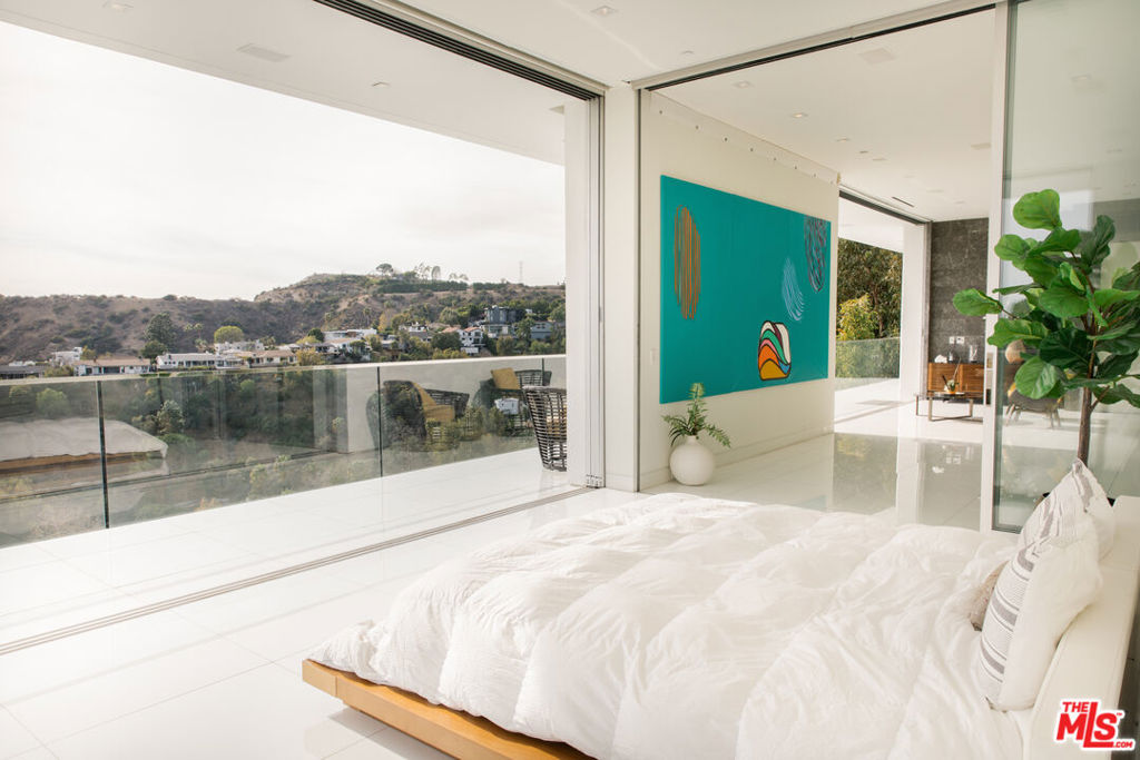 Properties 4 7080 Mulholland Drive