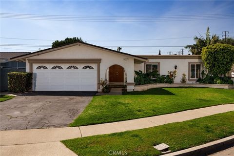 19271 Mclaren Huntington Beach CA 92646