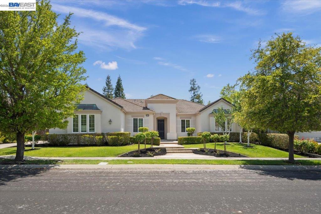 875 Sunny Brook Way