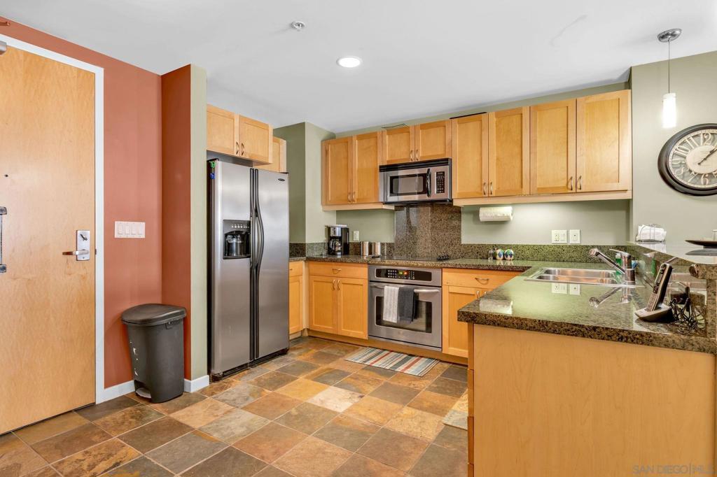 1150 J St 715