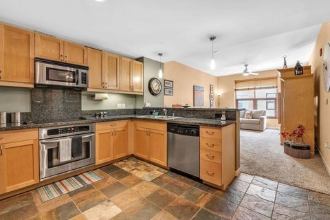 Photo of 1150 J St St #715, San Diego, CA 92101 (MLS # 260007743SD)