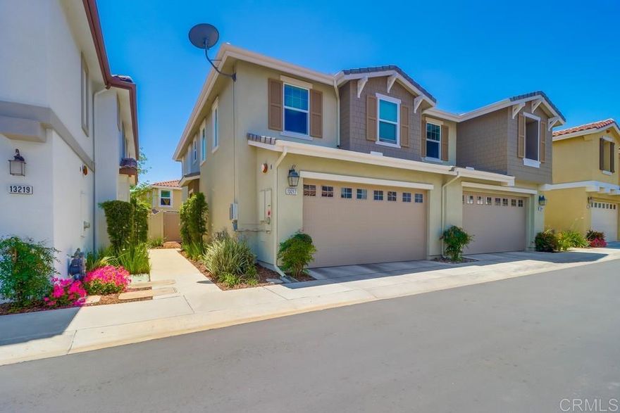 Welcome to your dream home in the sought-after Boulder Point community! This beautifully updated 3-bedroom, 2.5-bathroom residence perfectly blends comfort, style, and energy efficiency with a solar system. Step inside to discover vinyl flooring throughout and an abundance of natural sunlight pouring in from the many well-placed windows, creating a bright and inviting ambiance. The heart of the home features a modern open layout ideal for both entertaining and everyday living. Upstairs, you’ll find a spacious master suite that offers the perfect retreat—complete with a large walk-in closet and a luxurious en-suite bath featuring a stand-up shower and soaking tub, with dual vanities.