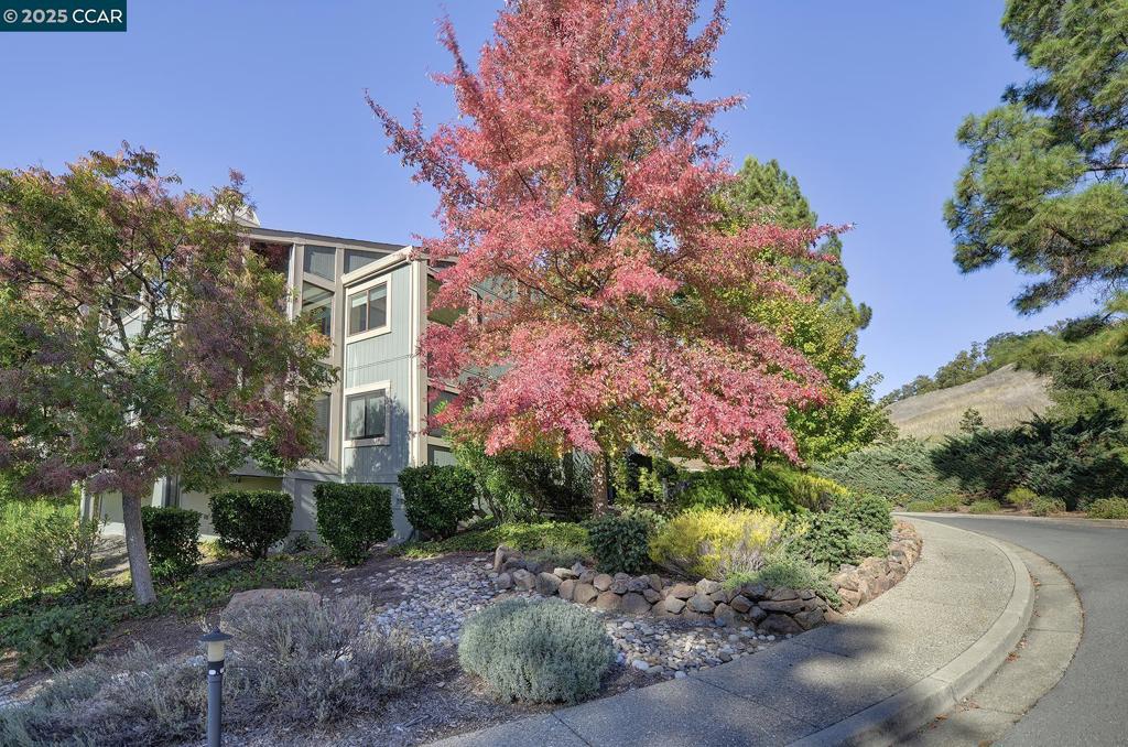 ROSSMOOR - Residential