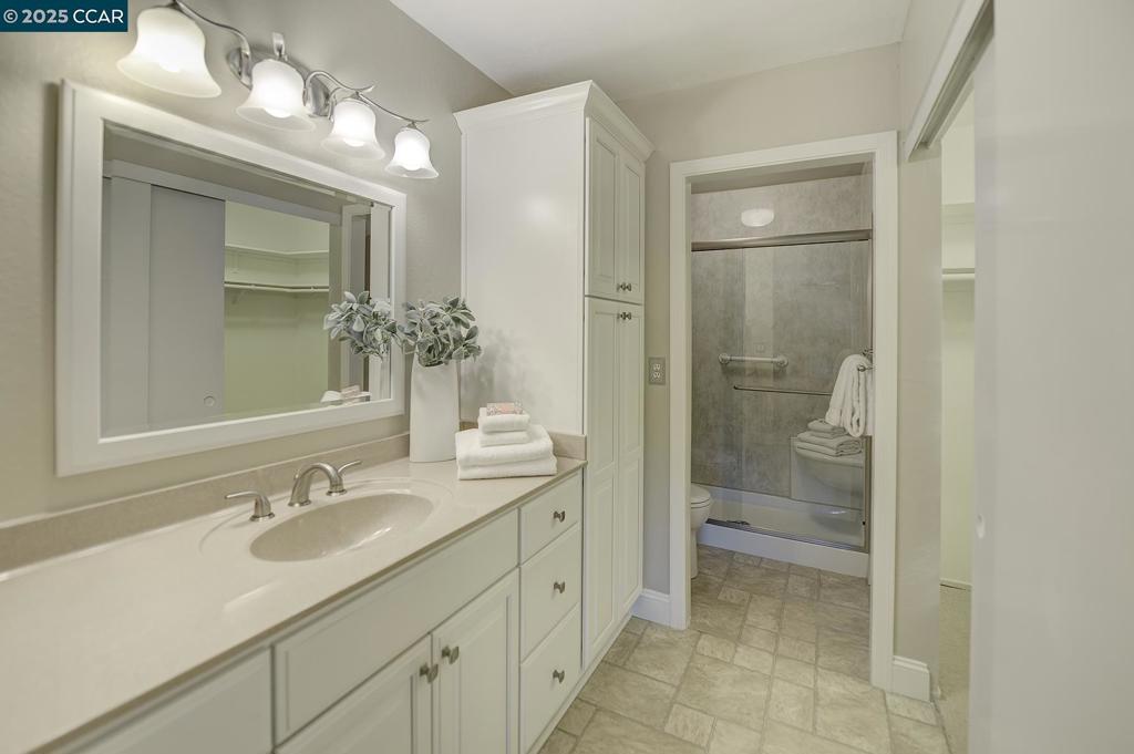 ROSSMOOR - Residential