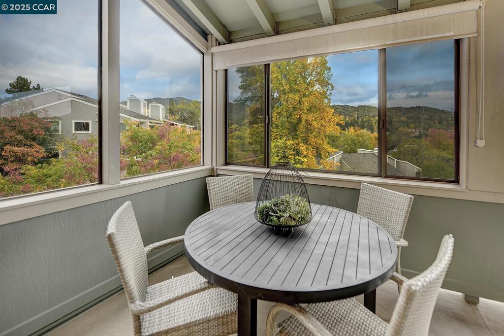 ROSSMOOR - Residential