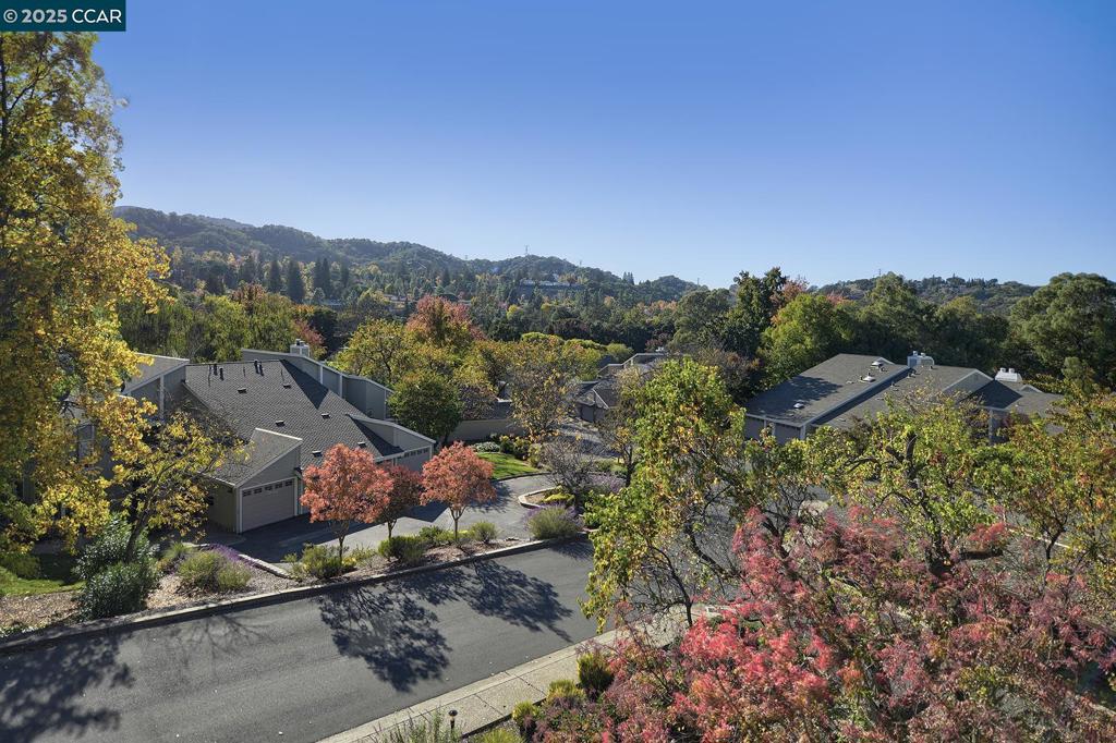 ROSSMOOR - Residential