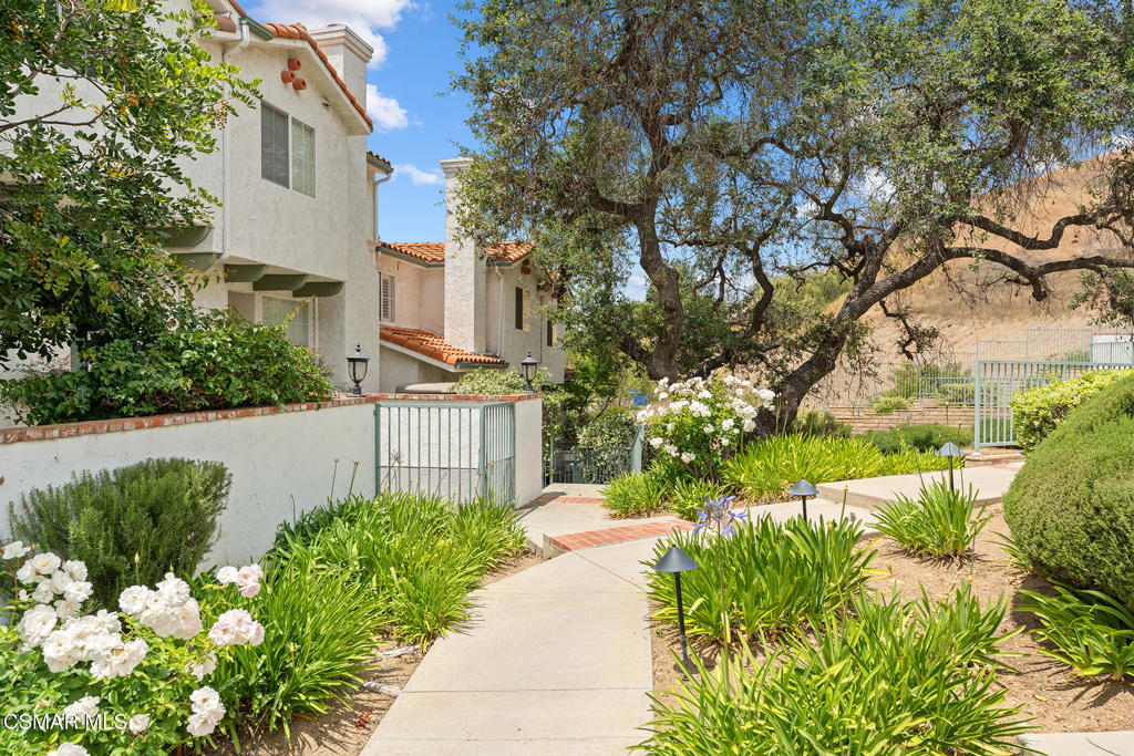367 Westlake Vista Lane
