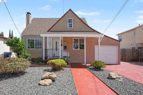 Photo of 592 Lewis Ave AVE, San Leandro, CA 94577 (MLS # 41146152)