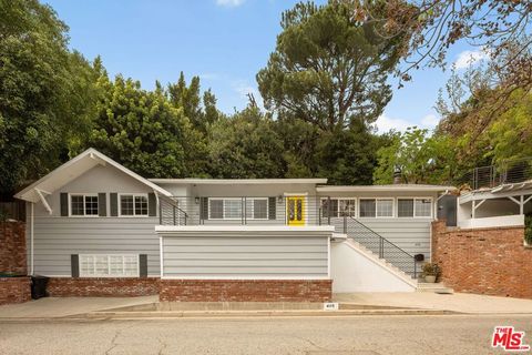 Photo of 4115 Knobhill Drive, Sherman Oaks, CA 91403 (MLS # 26672215)