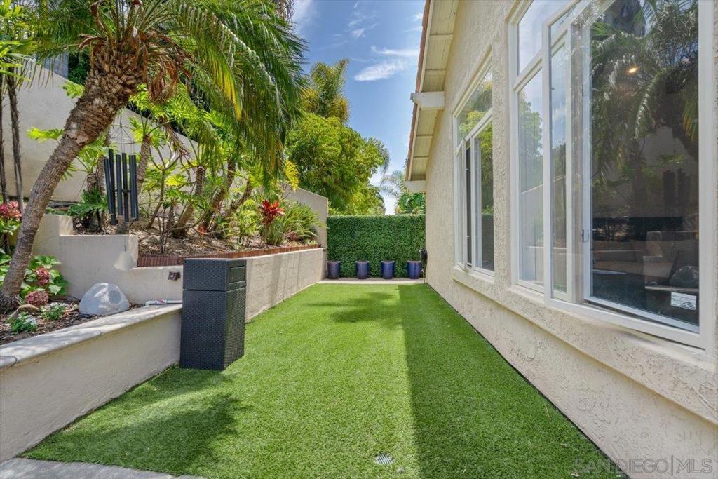 Rancho Santa Fe - Residential