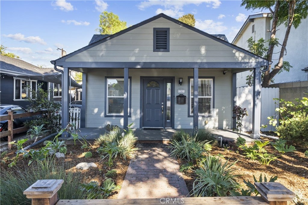 752 Loma