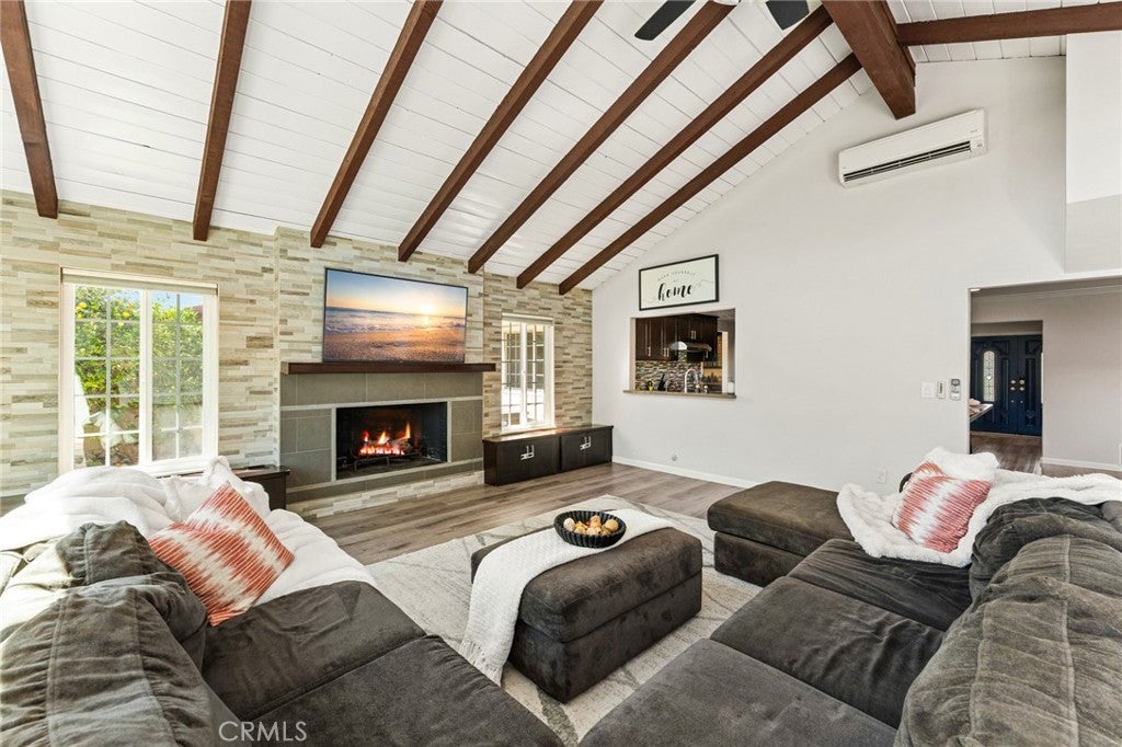 538 E Riverview