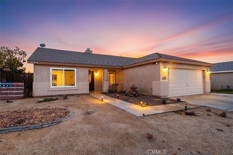Photo of 1164 Barrington Ave, Rosamond, CA 93560 (MLS # SR25265412)