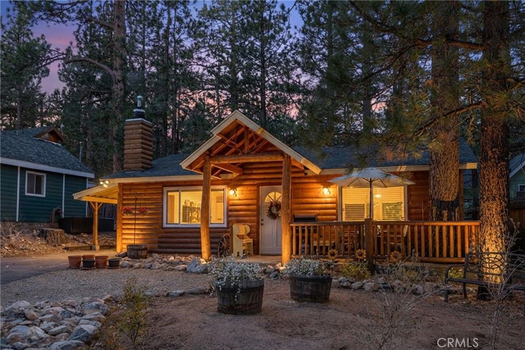 Photo of 1177 Mitchell Ln, Big Bear City, CA 92314 (MLS # IG26052587)