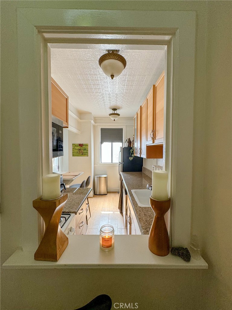 315 W 3rd Street 203