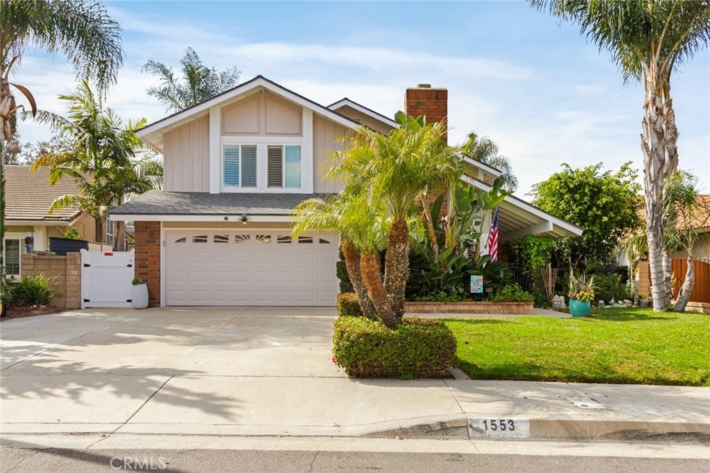 1553 High Bluff