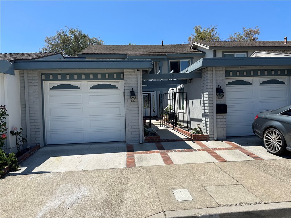 ADU with new construction of Studio with bathroom, kitchen, and washer and dryer. Single level with no one above and below and detached. All utilities are included.