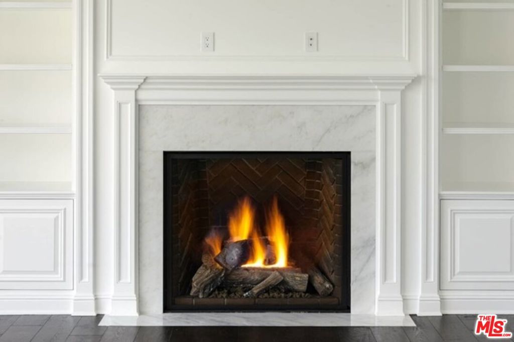 10338 Keswick Avenue