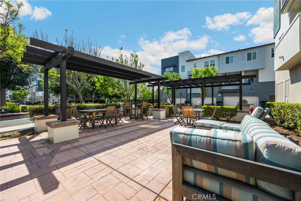 413 Broadway Drive