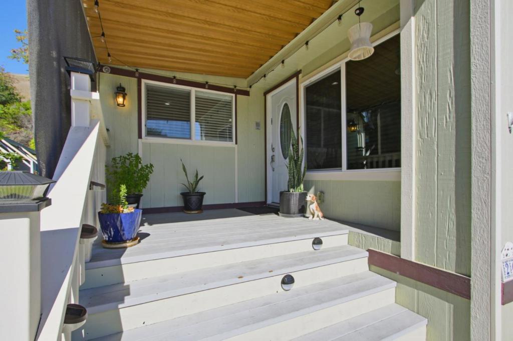 260 Chateau La Salle