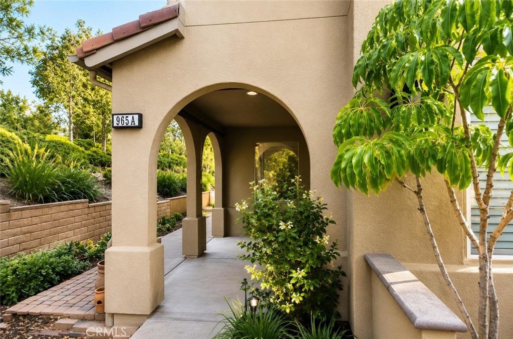 965 Sweetbriar Lane A, Azusa CA 91702