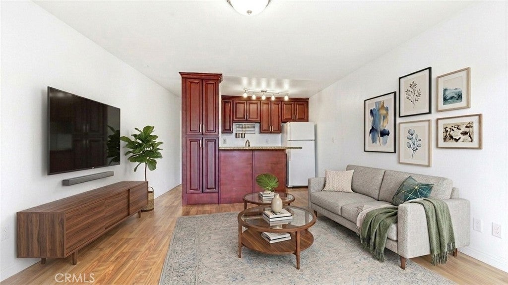 5585 E Pacific Coast 230