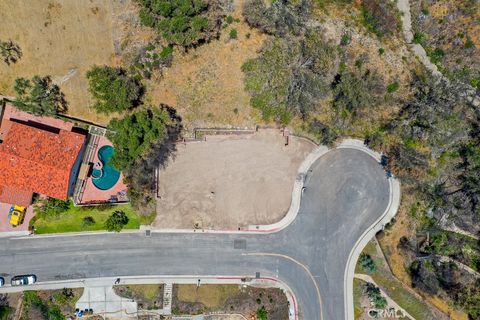 Photo of 17798 Camino De Yatasto, Pacific Palisades, CA 90272 (MLS # SR26047504)