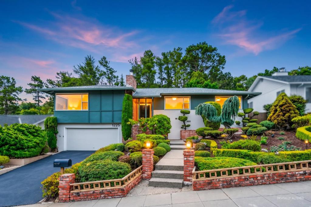 1225 Murchison Drive
