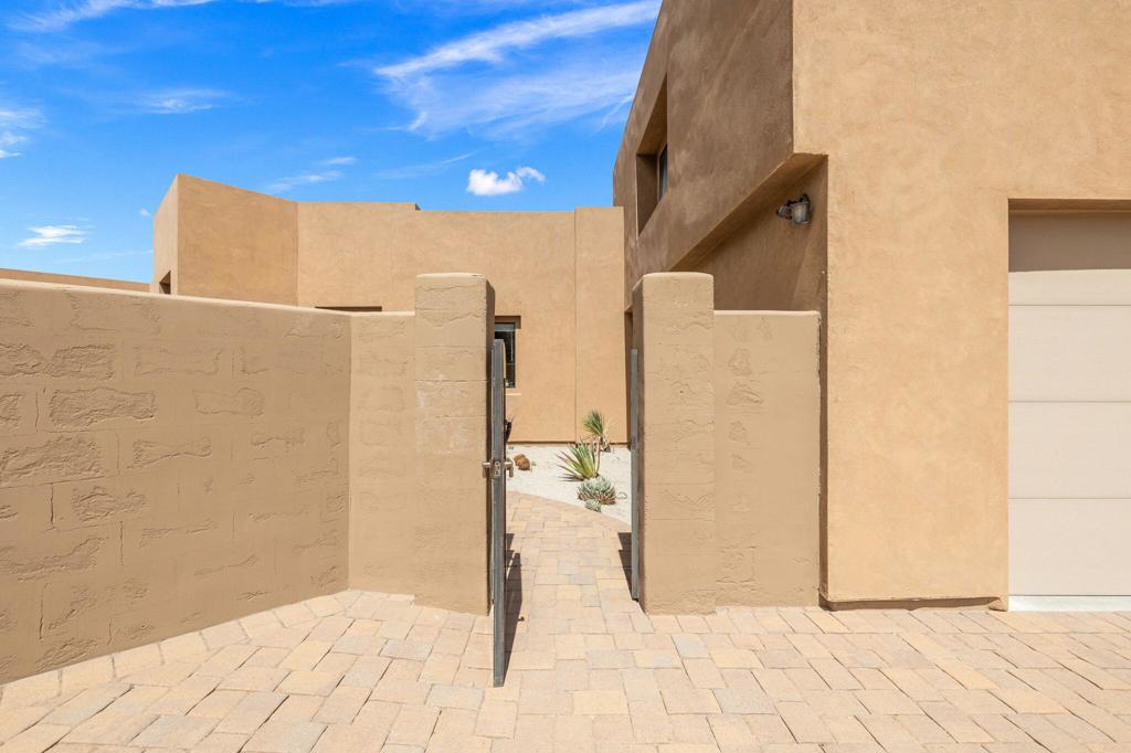 Pinyon Crest - Residential