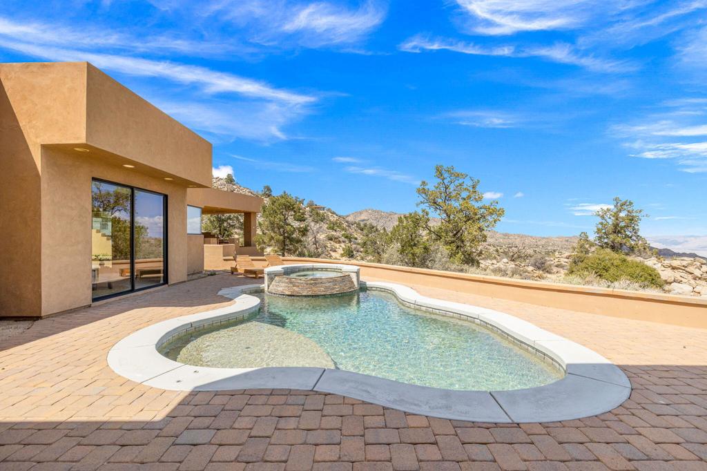 Pinyon Crest - Residential
