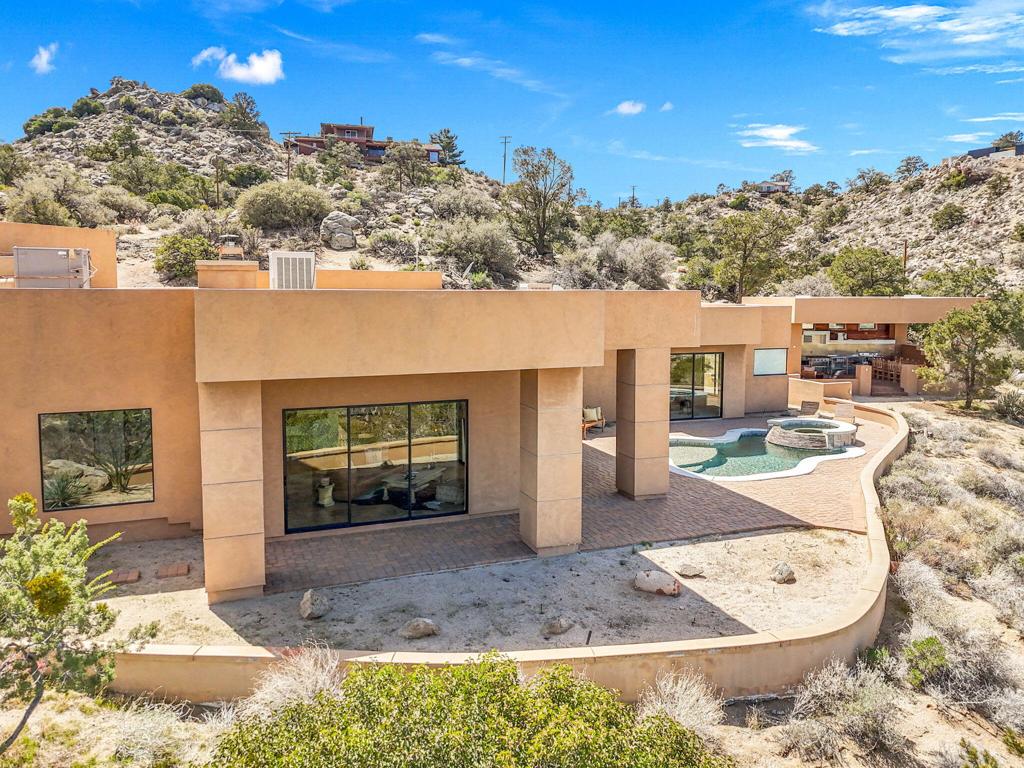 Pinyon Crest - Residential