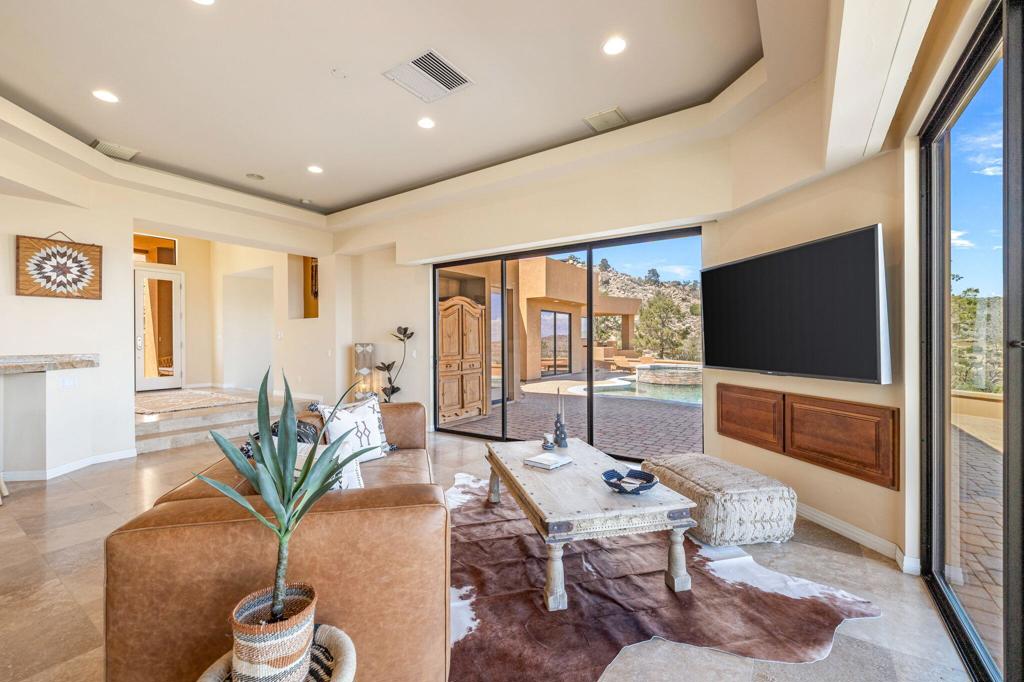 Pinyon Crest - Residential