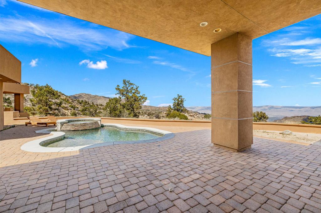 Pinyon Crest - Residential