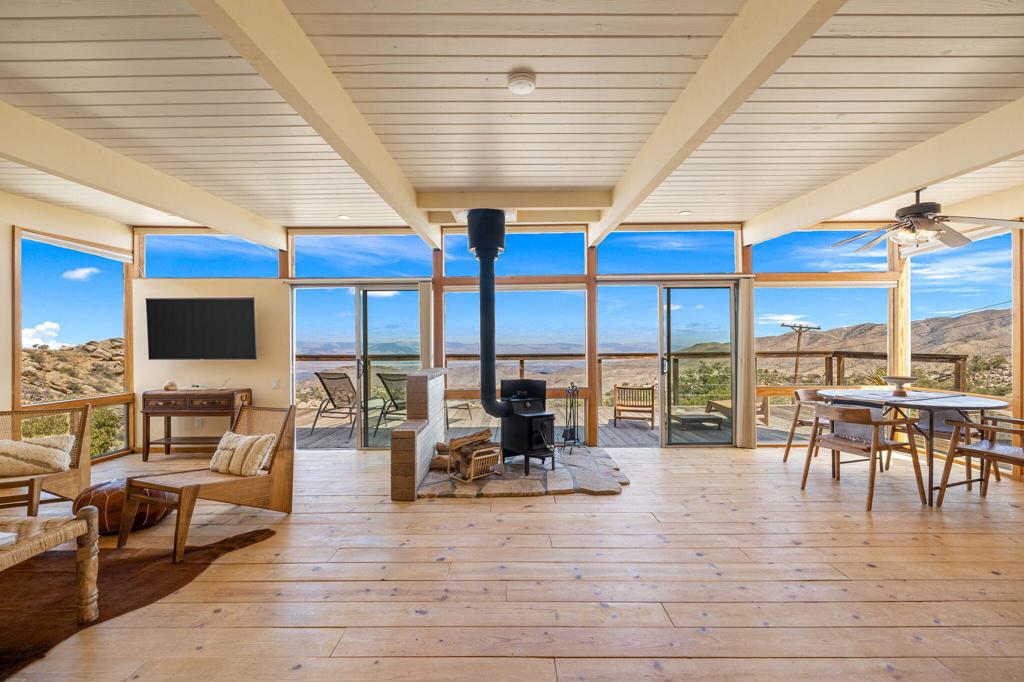 Pinyon Crest - Residential