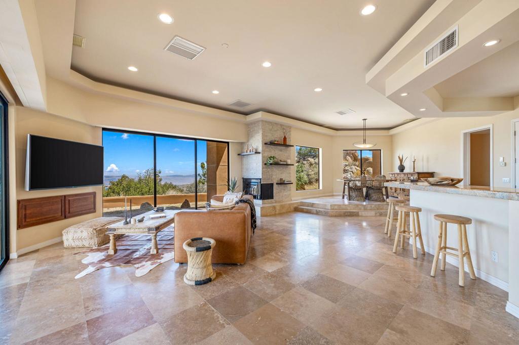 Pinyon Crest - Residential