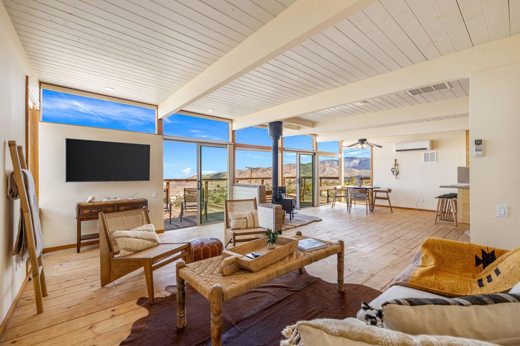 Pinyon Crest - Residential