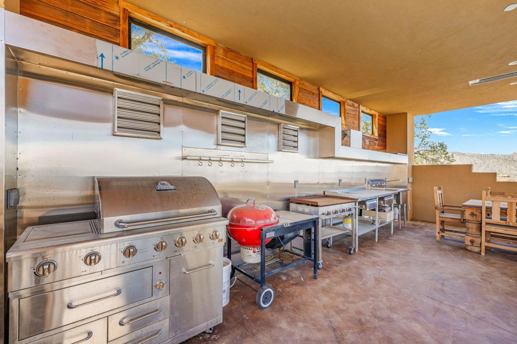 Pinyon Crest - Residential