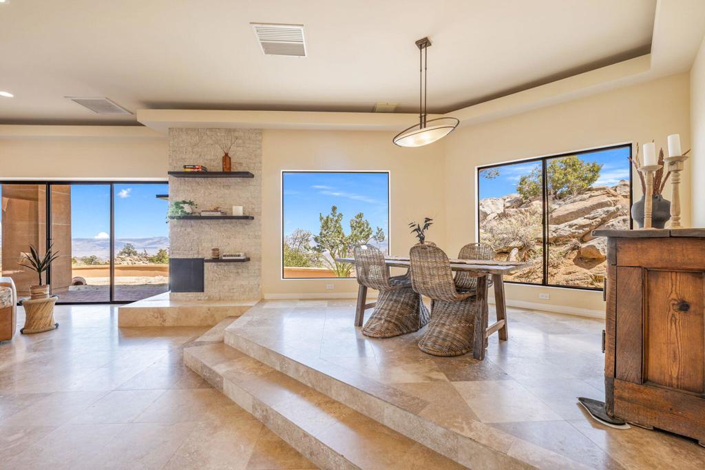 Pinyon Crest - Residential